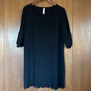 Vanilla Bay - Large Black Scalloped Dress